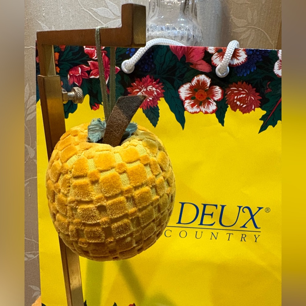 Pierre Deux Vintage Christmas 🍎 Fruit Ornament or Accent Piece